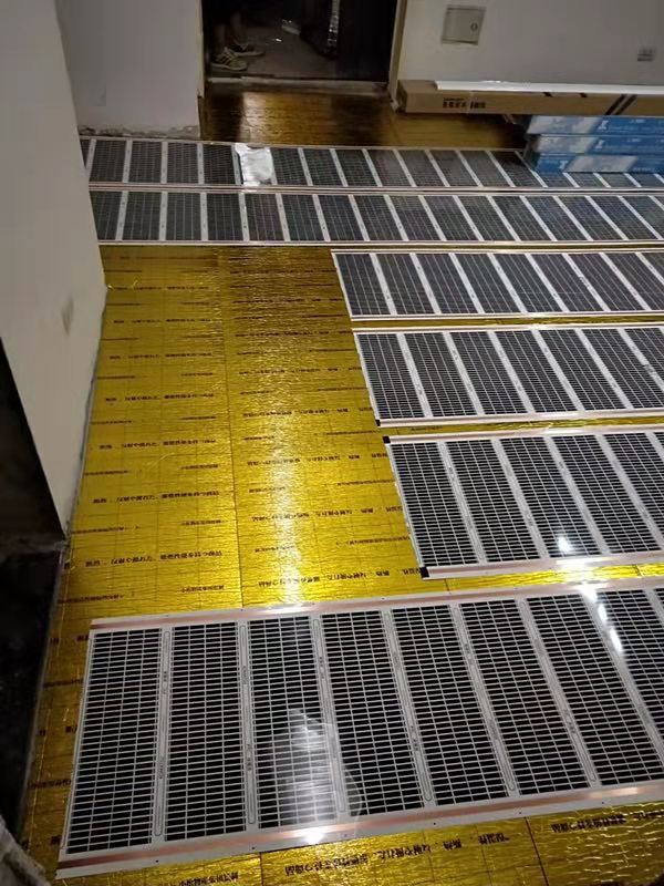 PTC电热膜施工现场